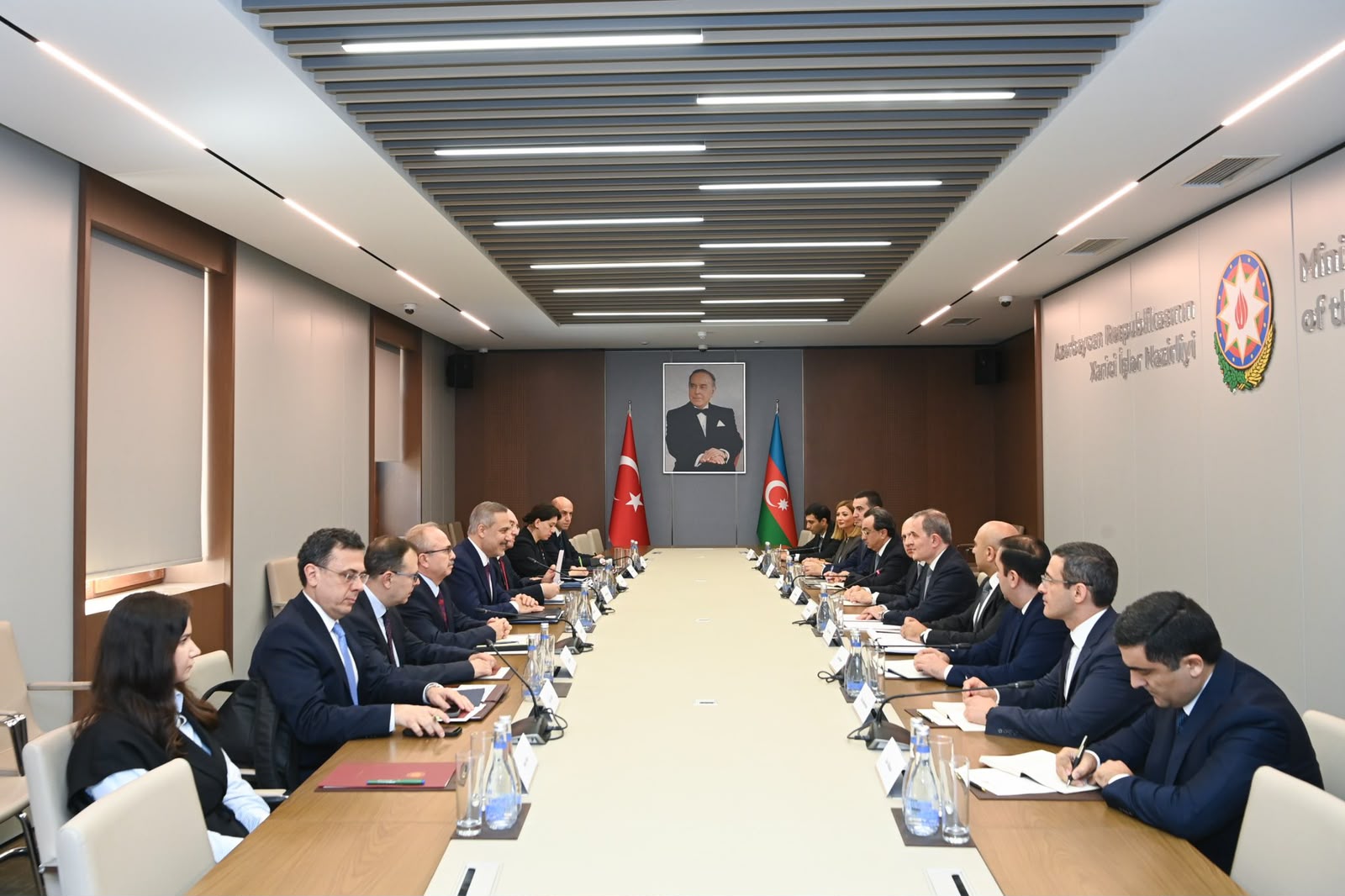 Azərbaycan və Türkiyə XİN-ləri arasında geniş tərkibdə görüş keçirilib