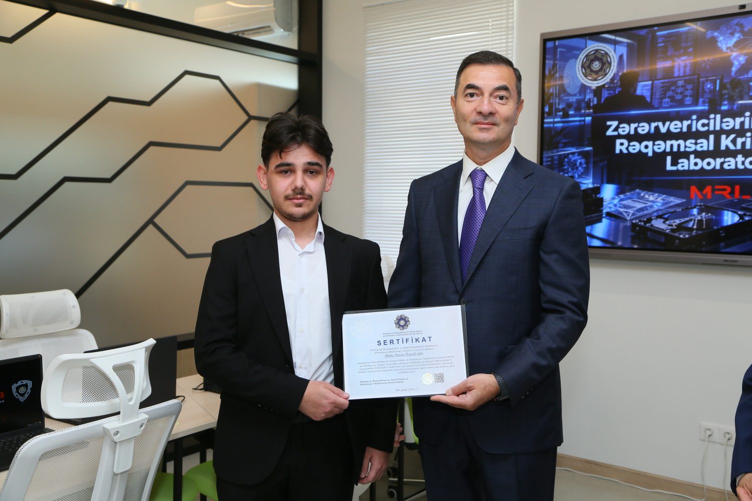 Azərbaycanda  ilk dəfə Zərərvericilərin Analizi və Rəqəmsal Kriminalistika Laboratoriyası istifadəyə verilib