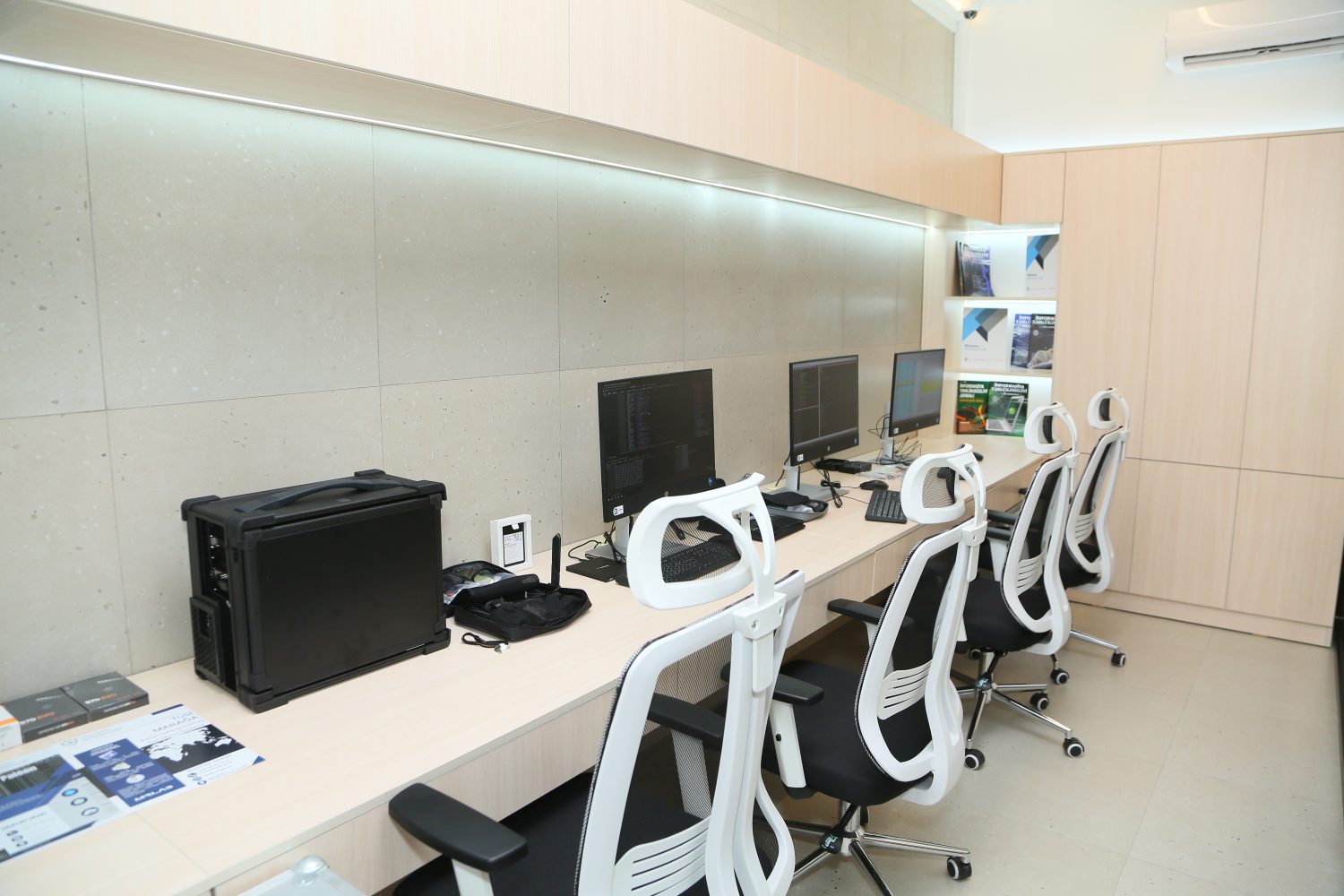 Azərbaycanda  ilk dəfə Zərərvericilərin Analizi və Rəqəmsal Kriminalistika Laboratoriyası istifadəyə verilib