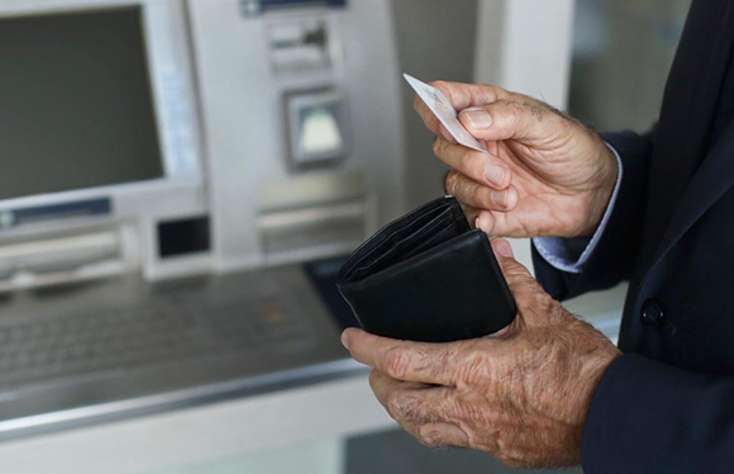 Azərbaycanda orta aylıq pensiya 596 manata çatıb