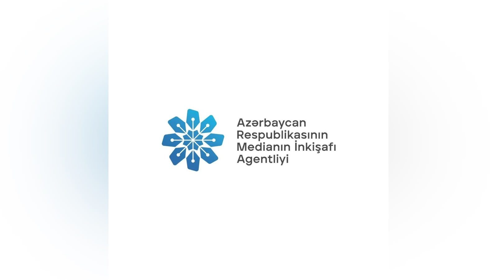 Azərbaycanda respondentlərin 88,2%-i 16 yaşdan aşağı şəxslərin sosial şəbəkələrə girişinin qadağan edilməsini dəstəkləyir