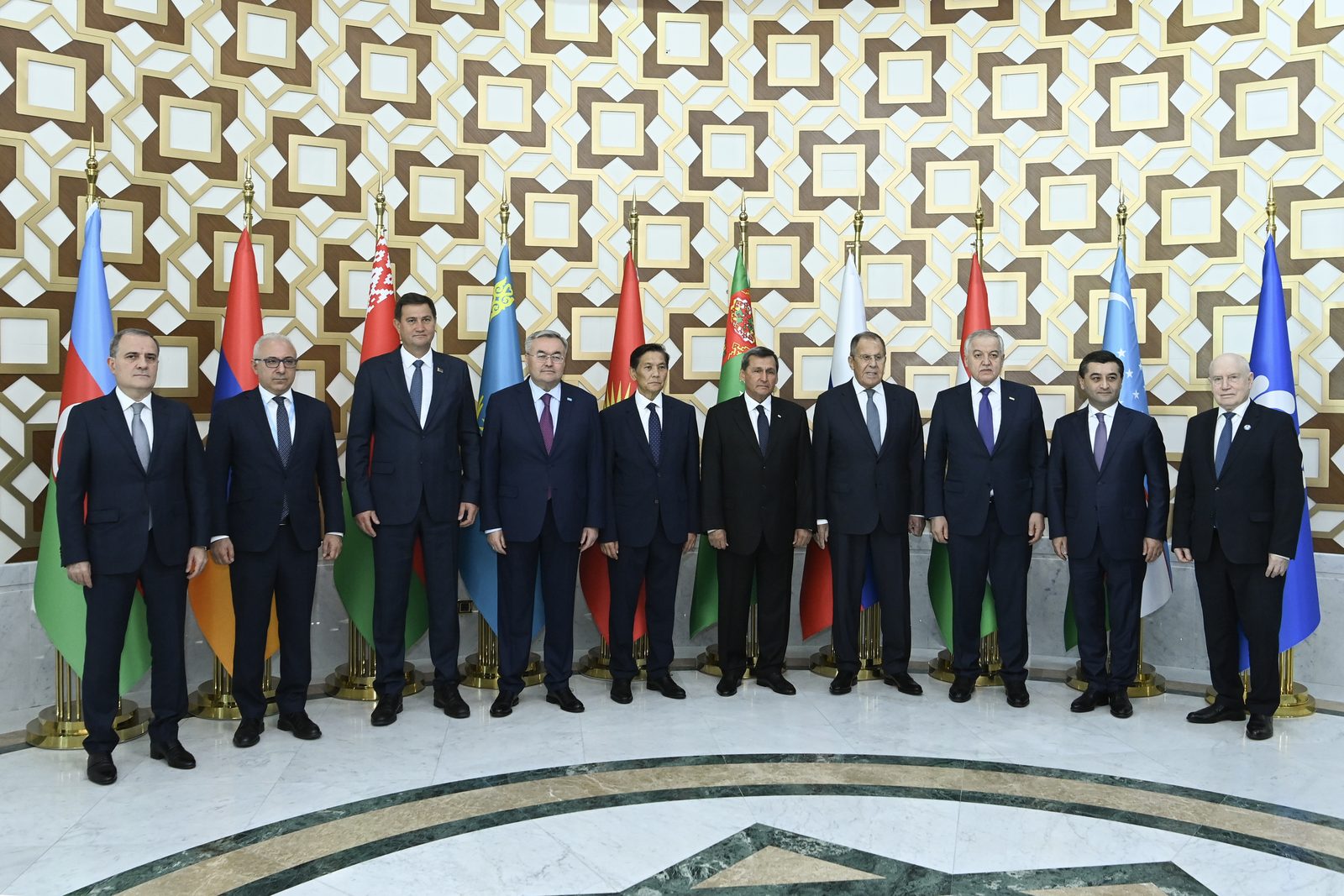 Azərbaycanın XİN rəhbəri Türkmənistanda MDB Xarici İşlər Nazirləri Şurasının iclasında iştirak edib