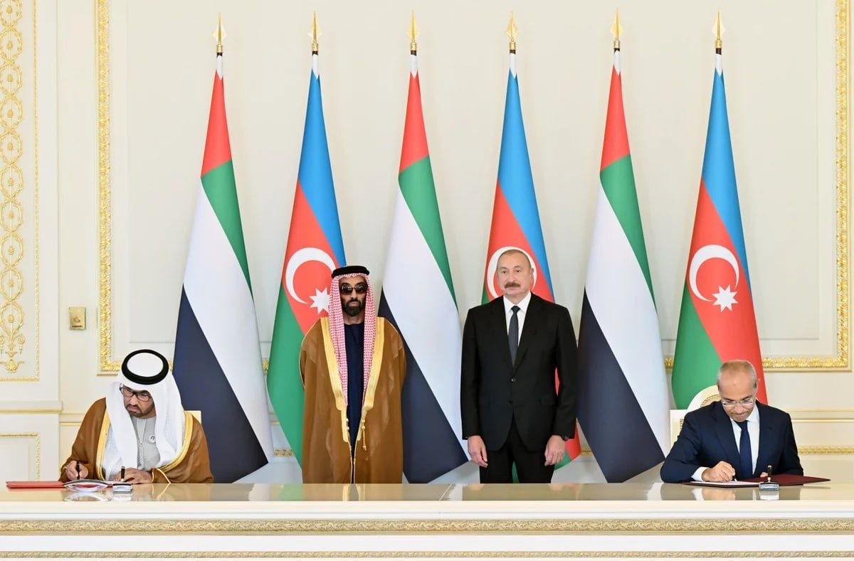 Azərbaycanla Birləşmiş Ərəb Əmirlikləri arasında 6 sənəd imzalanıb
