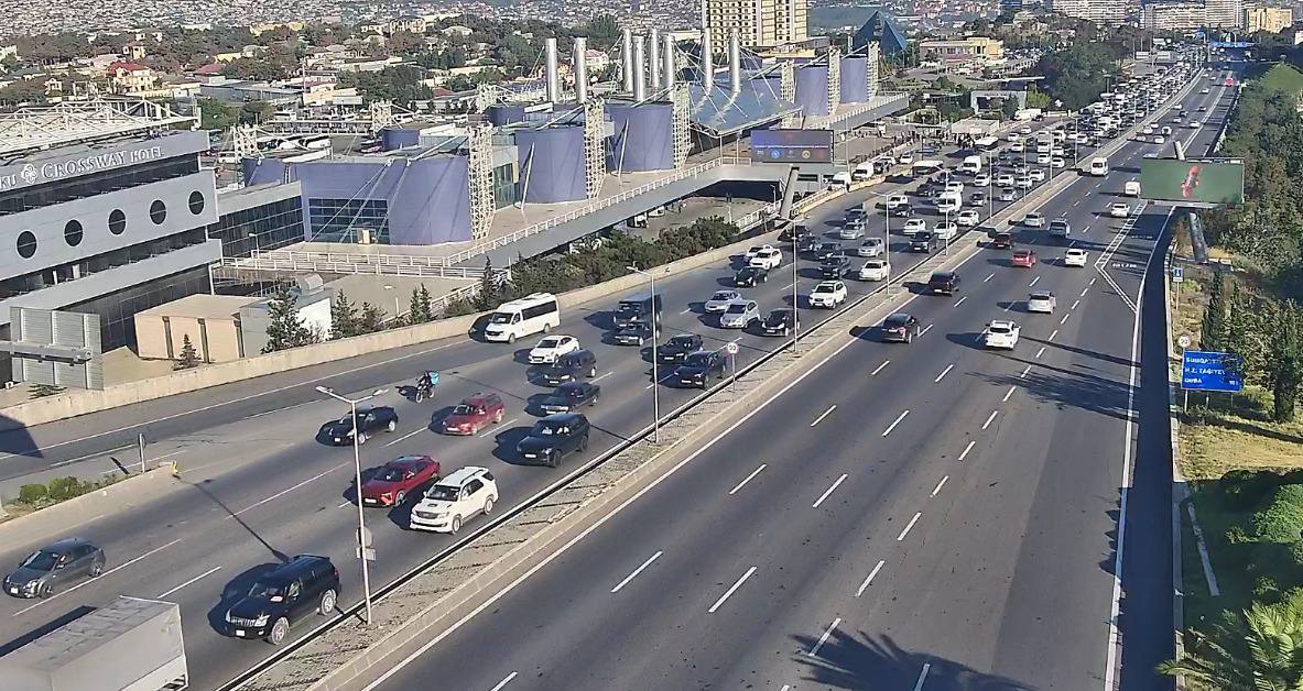 Bakıda hazırda sıxlıq müşahidə olunan yollar açıqlanıb