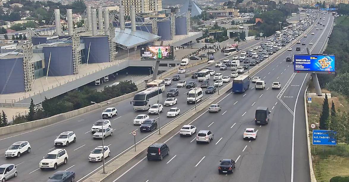 Bakıda hazırda sıxlıq müşahidə olunan yollar açıqlanıb