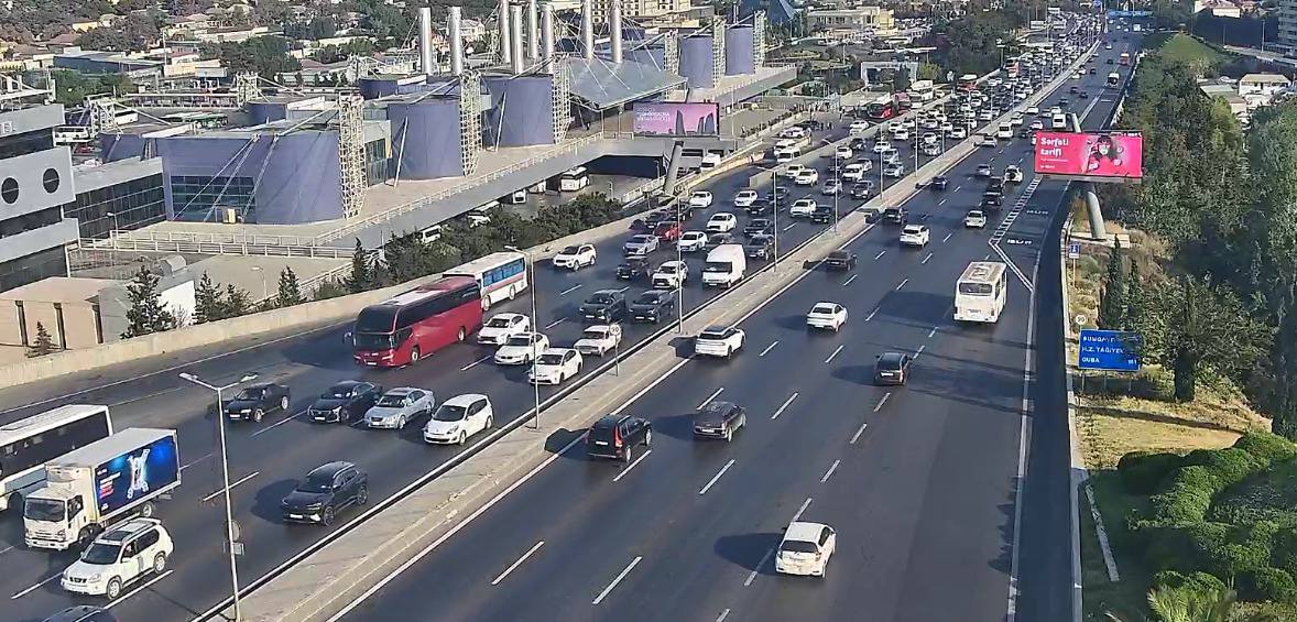 Bakıda hazırda sıxlıq müşahidə olunan yollar açıqlanıb