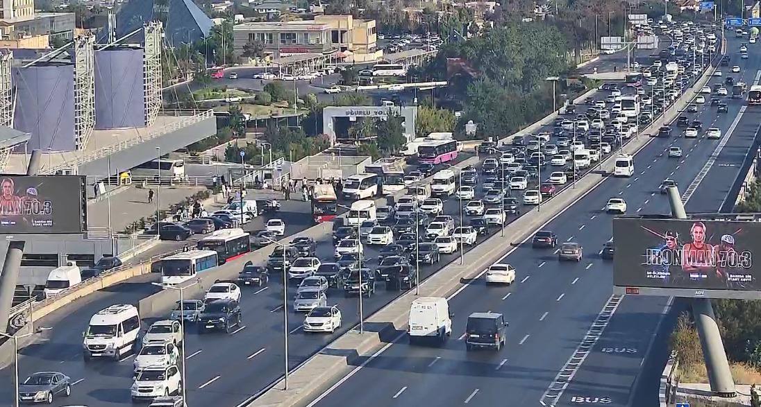 Bakıda hazırda sıxlıq müşahidə olunan yollar açıqlanıb