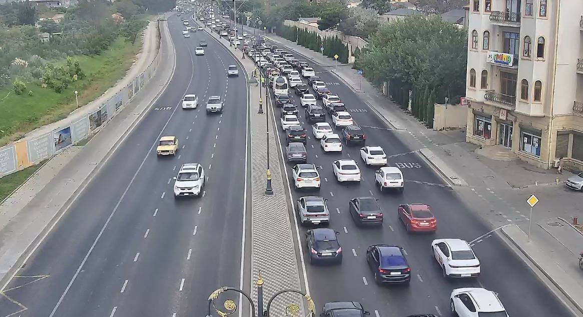 Bakıda hazırda sıxlıq müşahidə olunan yollar açıqlanıb