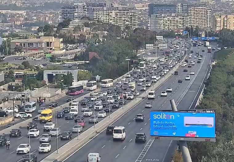 Bakıda hazırda sıxlıq müşahidə olunan yollar açıqlanıb