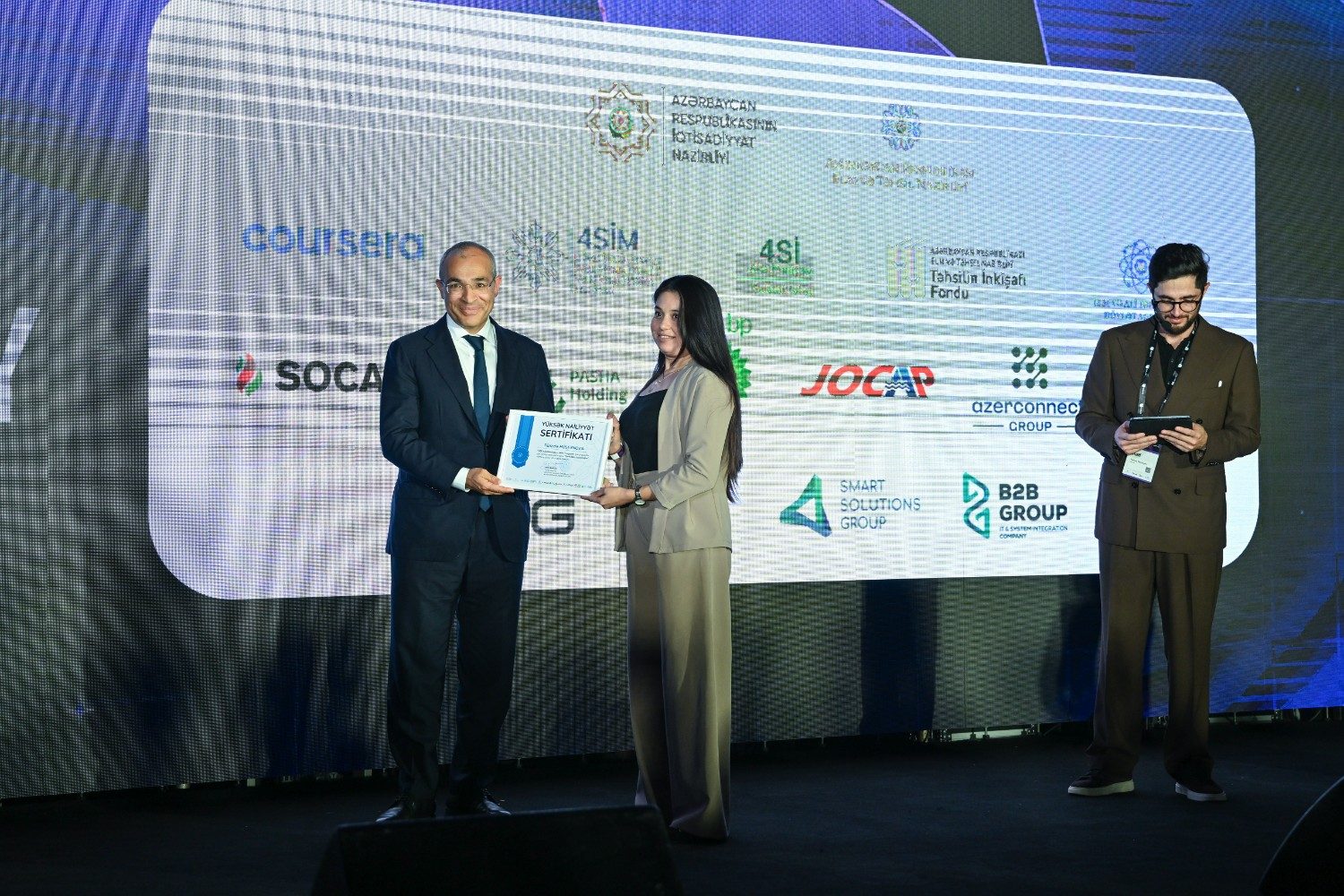 “Baku ID 2026” çərçivəsində “4Sİ Akademiyası – Milli Proqram” iştirakçıları mükafatlandırılıb
