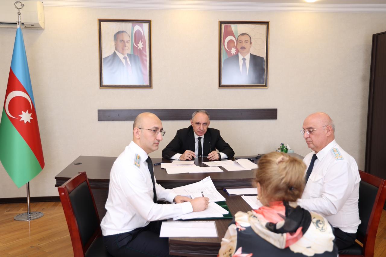 Baş prokuror Yasamal rayonunda vətəndaşları qəbul edib