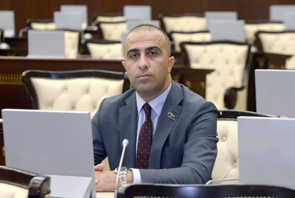 Bəhruz Məhərrəmov: “İnformasiya məkanı beynin zəhərləndiyi poliqona çevrilməməlidir”