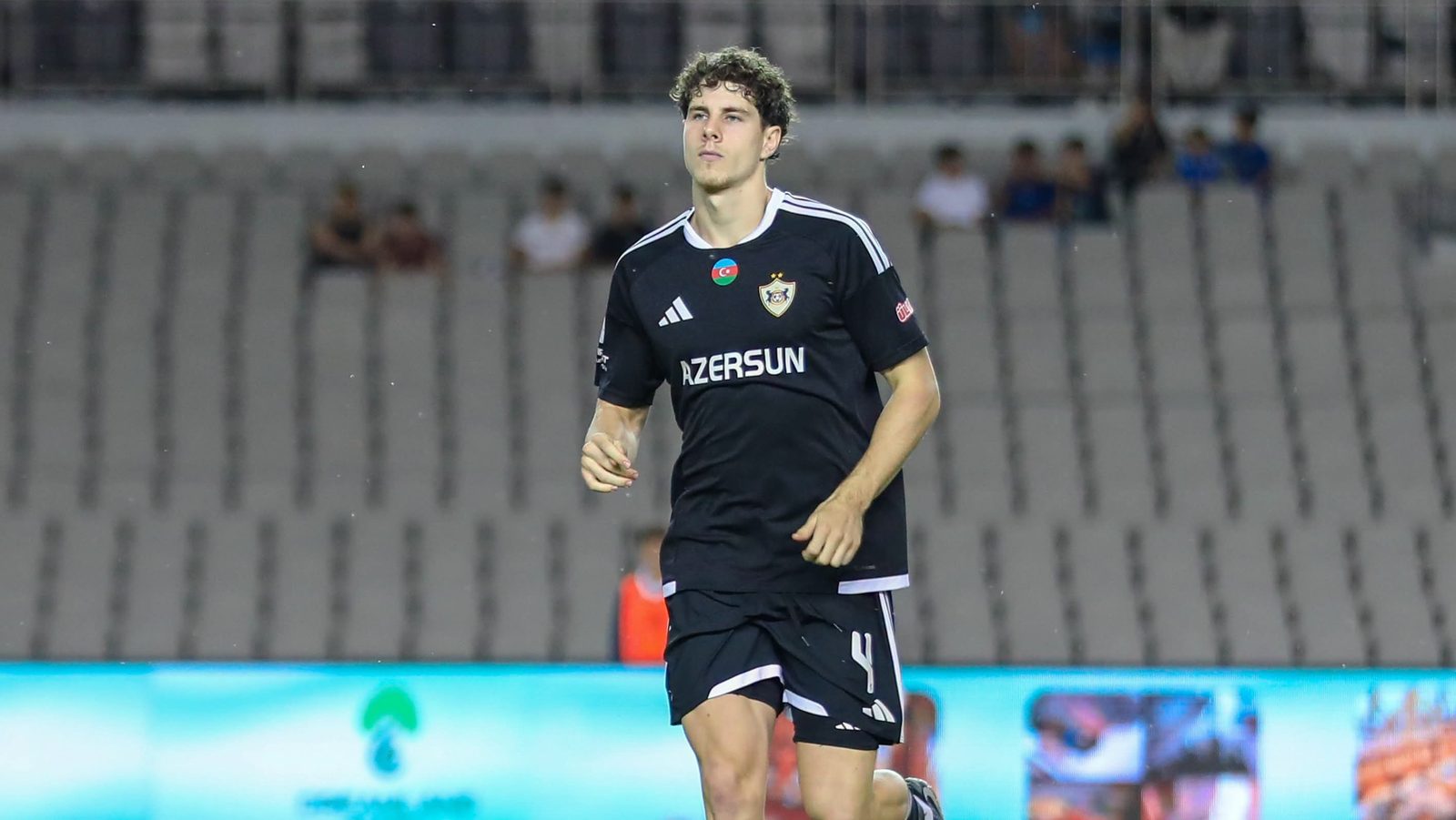 Bense Varkonyi: Milliyə dəvət almağımda "Qarabağ"a gəlməyimin də rolu var
