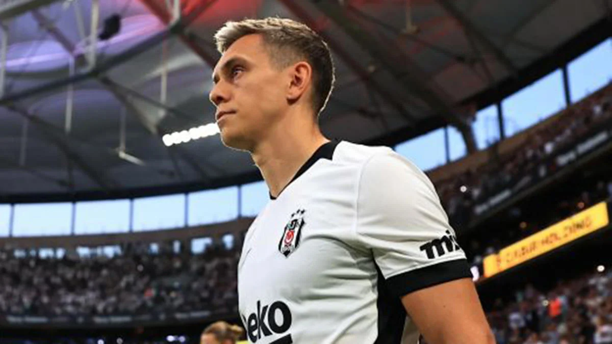 "Beşiktaş"ın belçikalı futbolçusu sıradan çıxıb