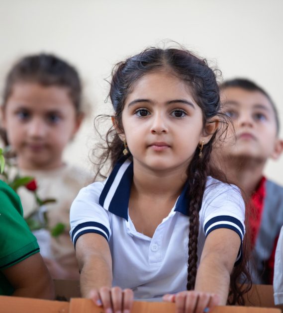 Birinci Aşıqlı kəndinin uşaqlarına Bilik Günü sürprizi – “OBA”dan 100 şagirdə dəstək