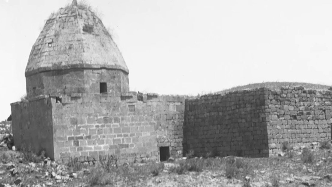 Britaniyalı rejissor Alban Kilsəsi ilə bağlı sənədli film hazırlayıb