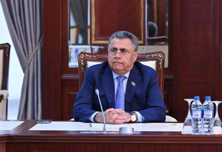 Cavanşir Paşazadə: Fermerin yanında olmalıyıq, bankın və gübrə satanın yox
