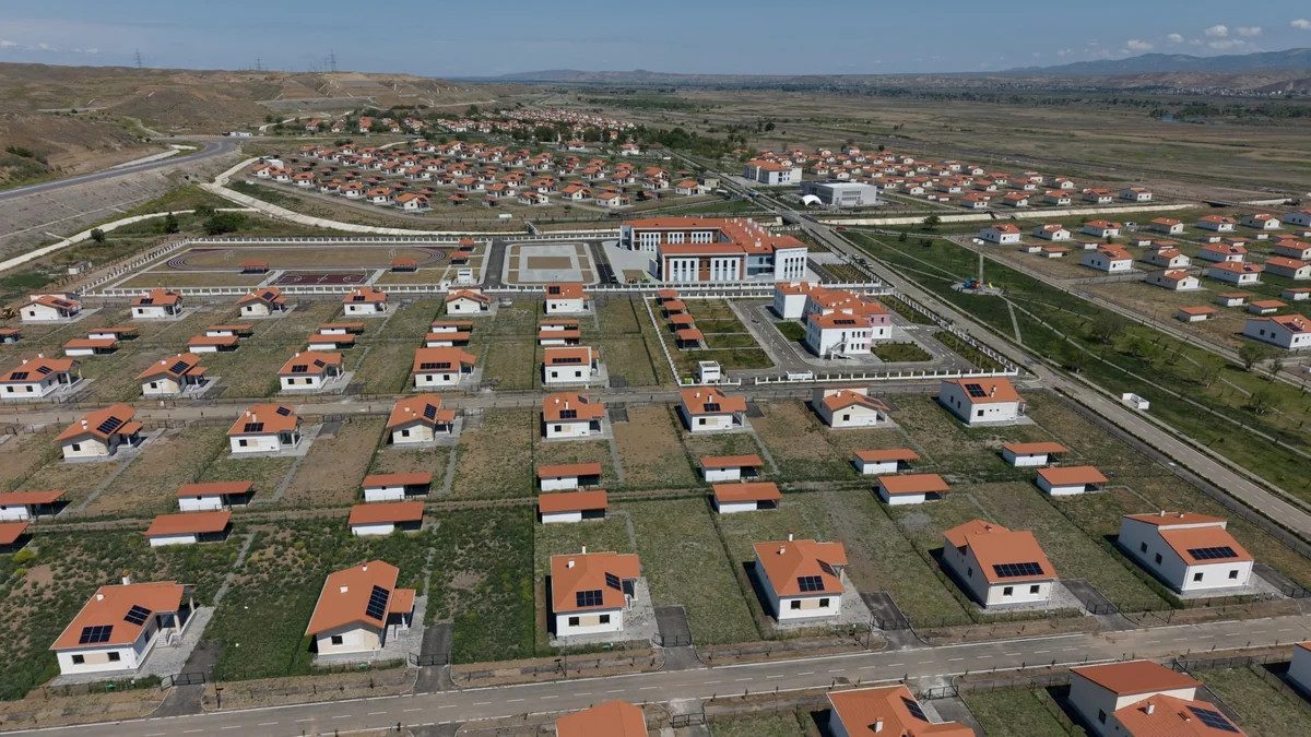 Cəbrayılın Şükürbəyli kəndinə daha 25 ailə köçürülüb 