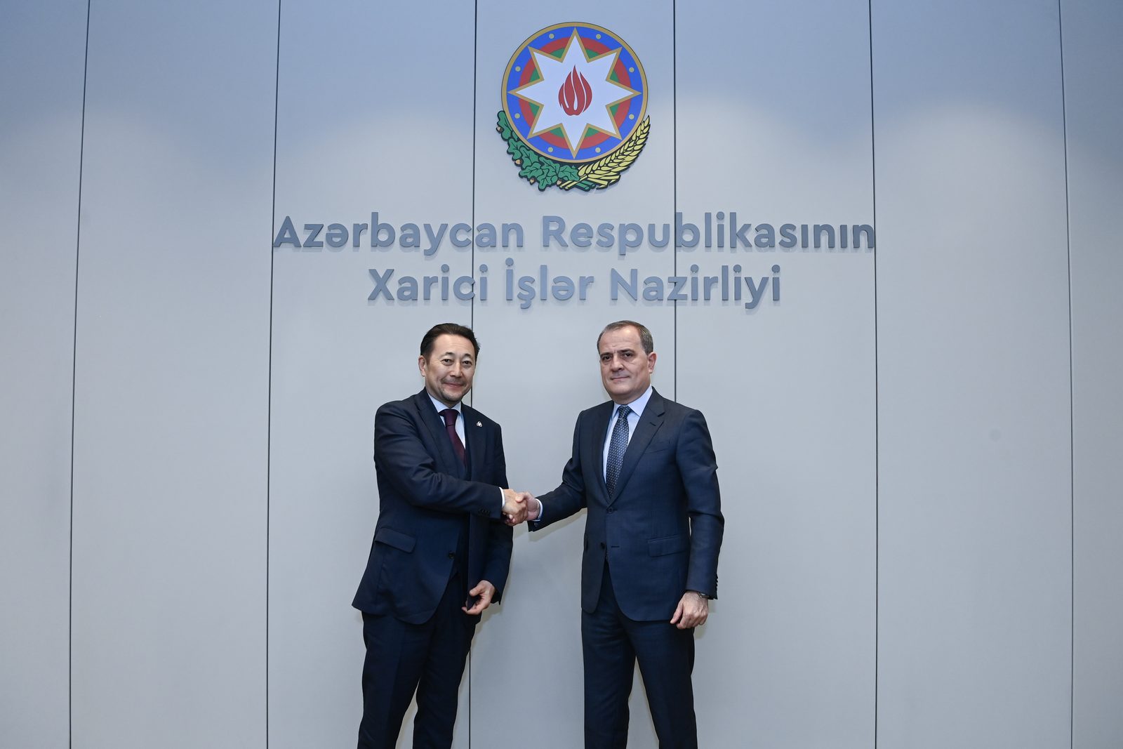 Ceyhun Bayramov AQEM-in Baş katibi ilə görüşüb