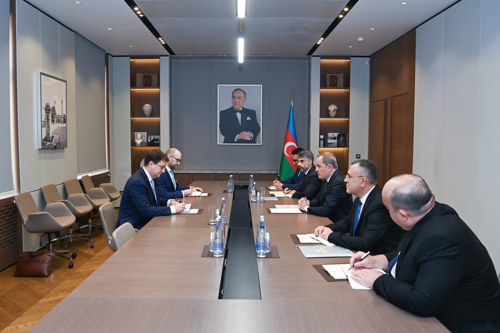 Ceyhun Bayramov Avstriyanın yeni səfirini qəbul edib