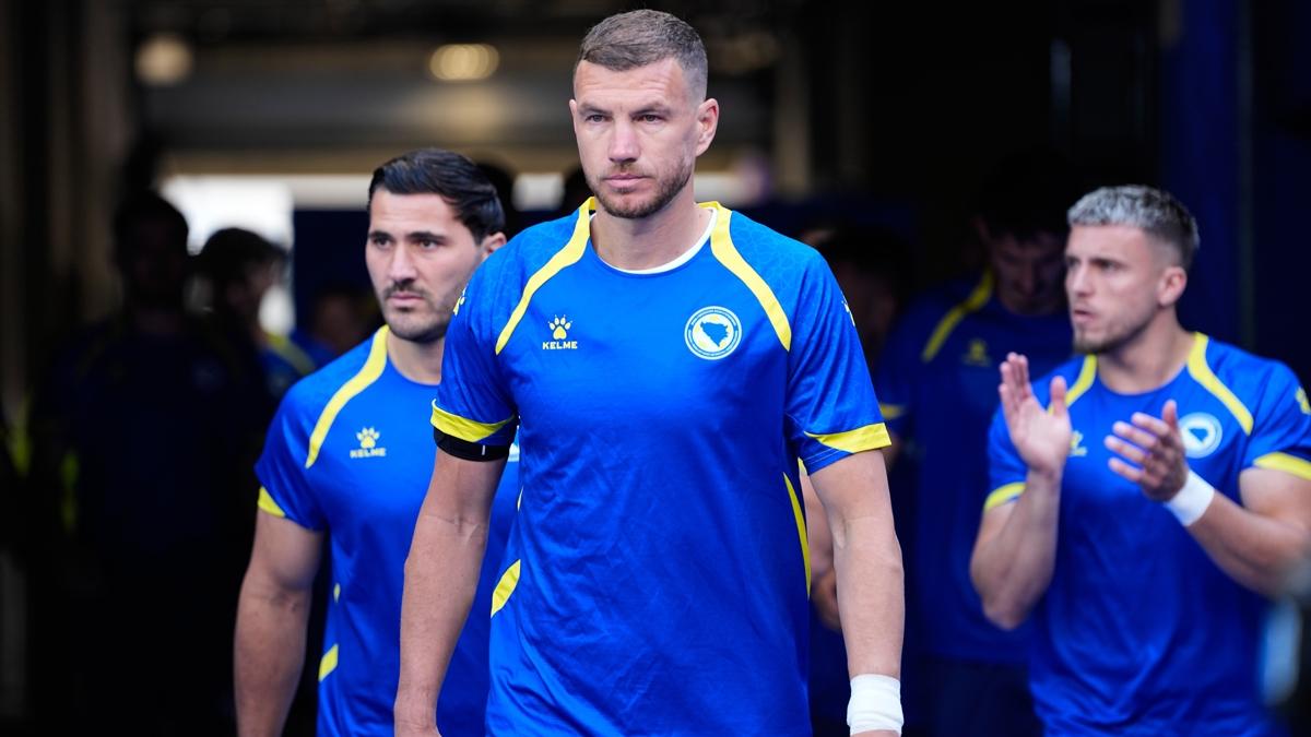 Edin Ceko milli karyerasını başa vurur