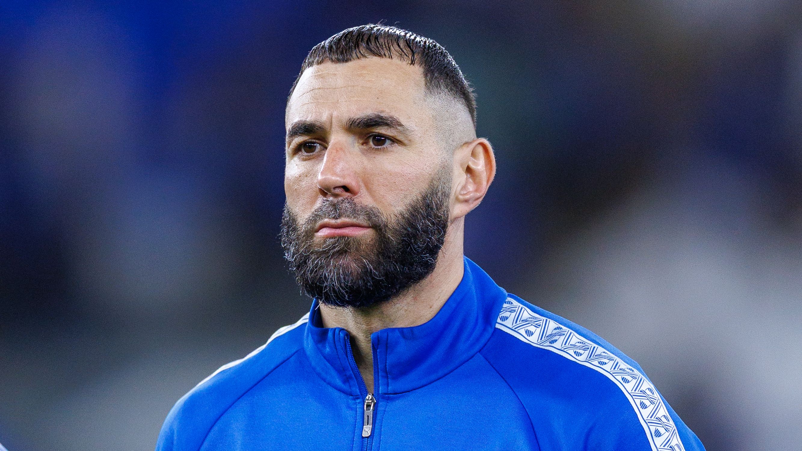 "Əl-Hilal" Karim Benzema ilə yolları ayırmağa çalışır