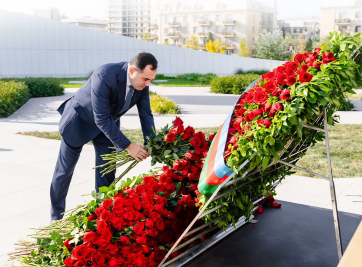 Əmanətlərin Sığortalanması Fondunun kollektivi Zəfər parkını ziyarət edib