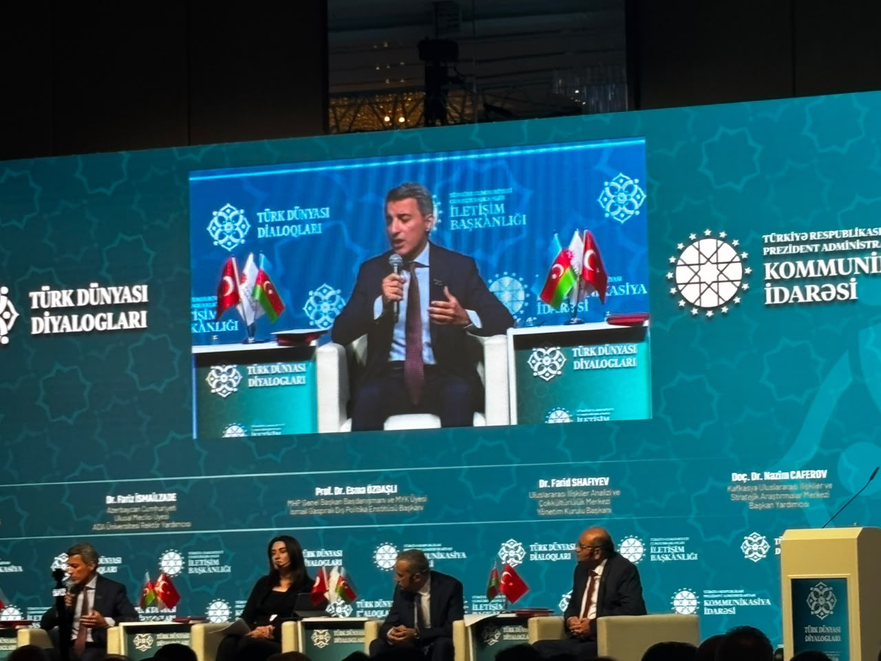 Fariz İsmayılzadə: Yeni geosiyasi proseslər həm risklər, həm də imkanlar yaradır