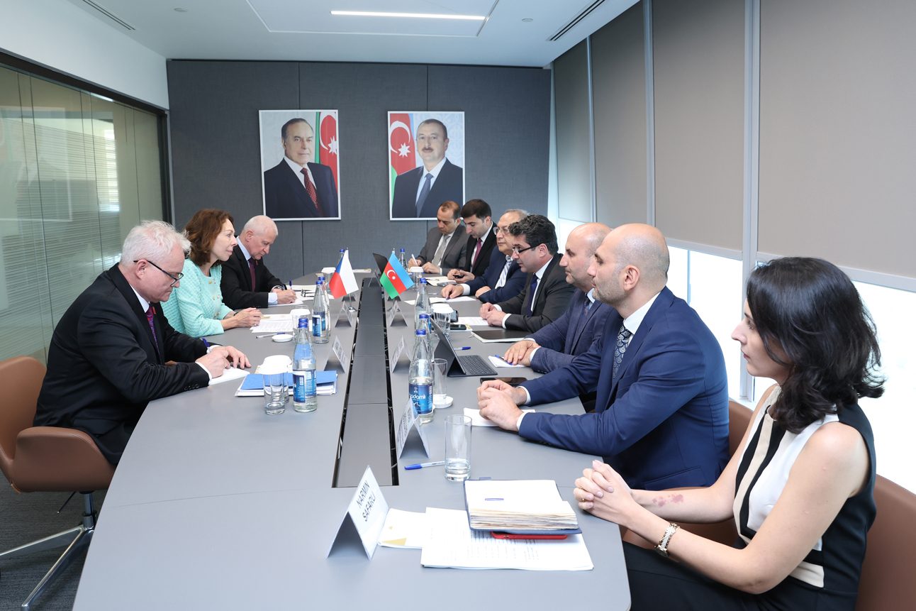 Azərbaycan və Çexiya iqtisadi əməkdaşlığın genişləndirilməsini müzakirə edib