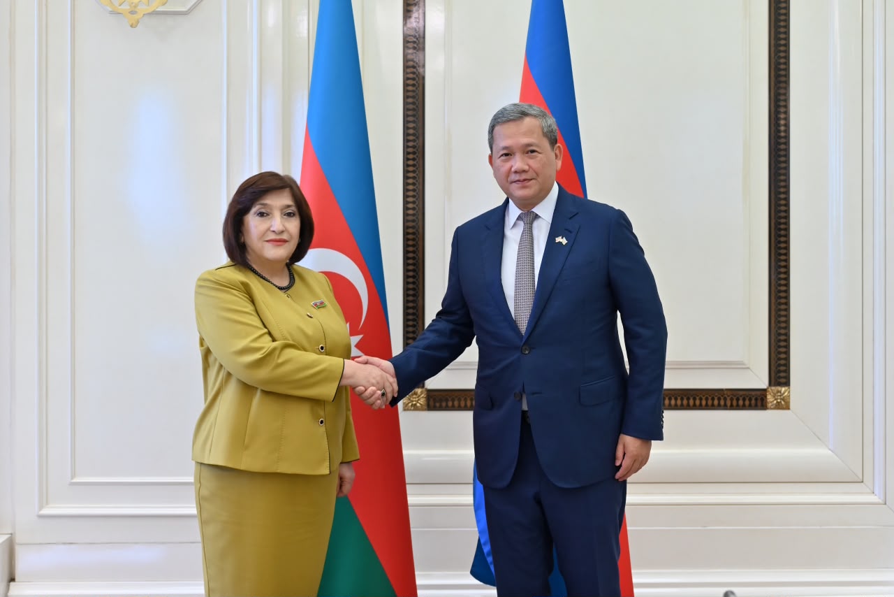 Sahibə Qafarova Kamboca Baş naziri ilə parlamentlərarası əlaqələrinin inkişaf perspektivlərini müzakirə edib