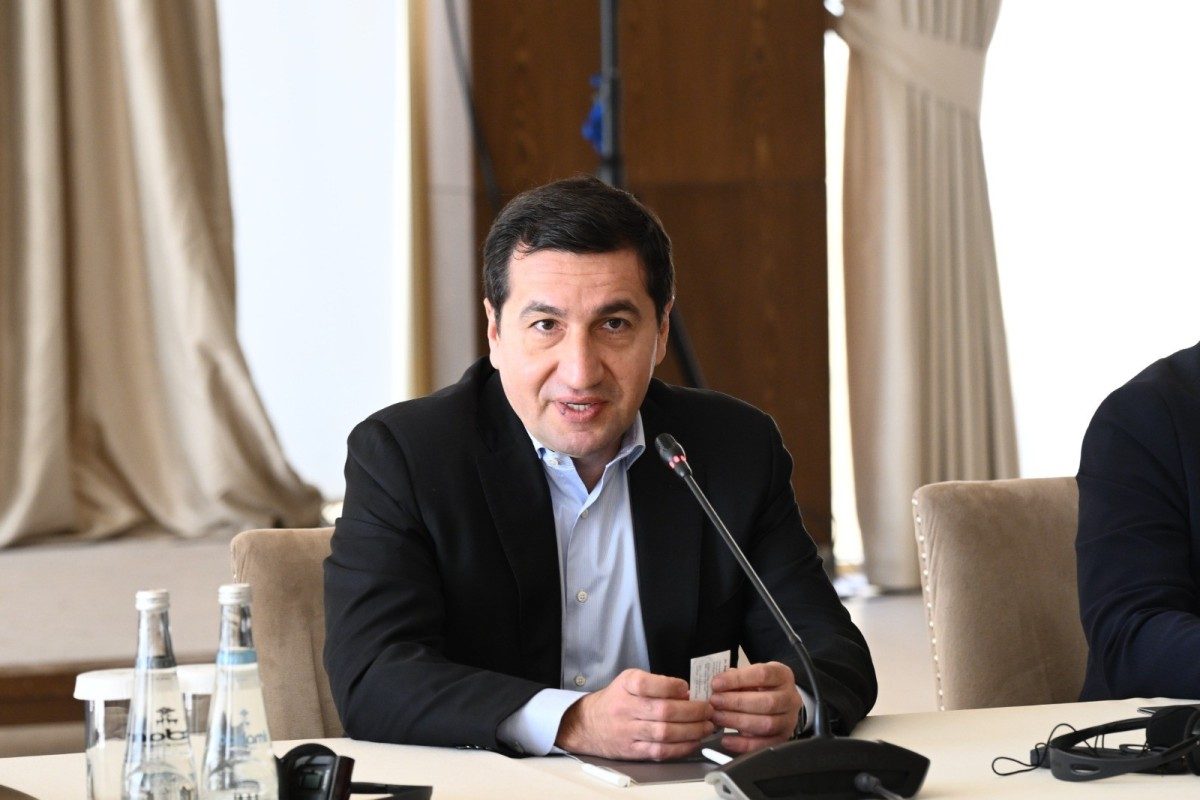 Hikmət Hacıyev: “Bir-birimizi asanlıqla başa düşürük” - VİDEO