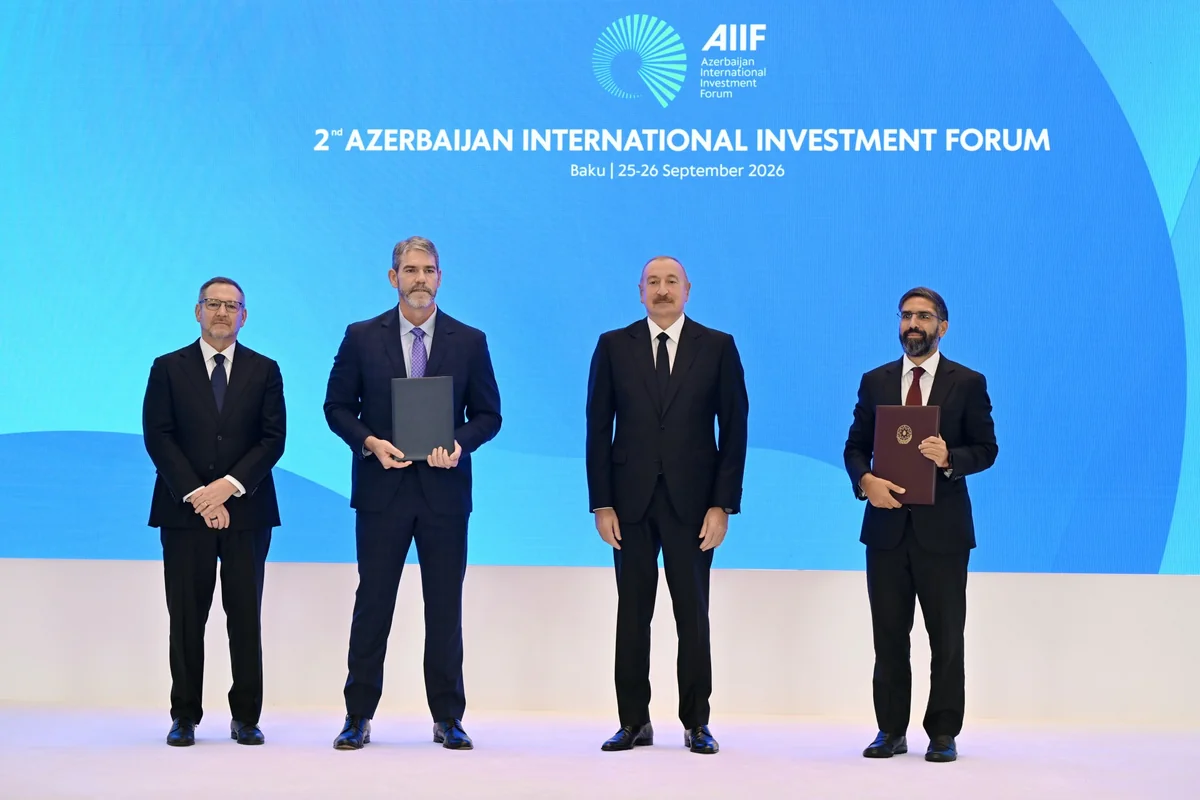 İkinci Azərbaycan Beynəlxalq İnvestisiya Forumu çərçivəsində imzalanmış sənədlər mübadilə edilib