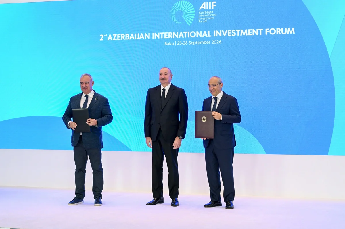 İkinci Azərbaycan Beynəlxalq İnvestisiya Forumu çərçivəsində imzalanmış sənədlər mübadilə edilib