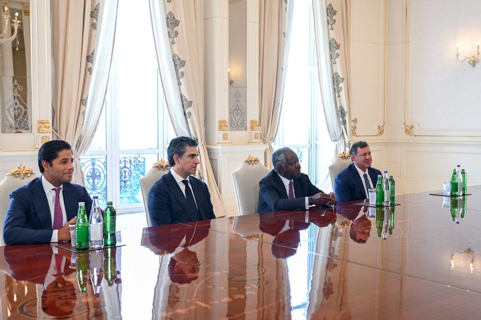 President Ilham Aliyev receives head of Global Infrastructure Partners