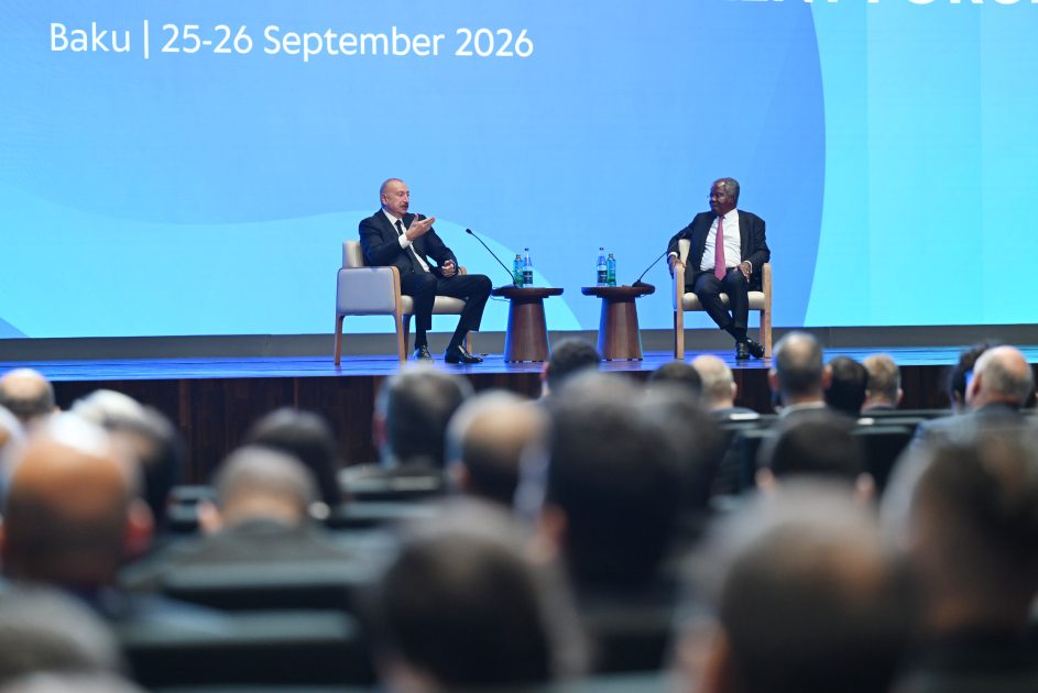 İlham Əliyev II Azərbaycan Beynəlxalq İnvestisiya Forumunda iştirak edib - YENİLƏNİB - CANLI