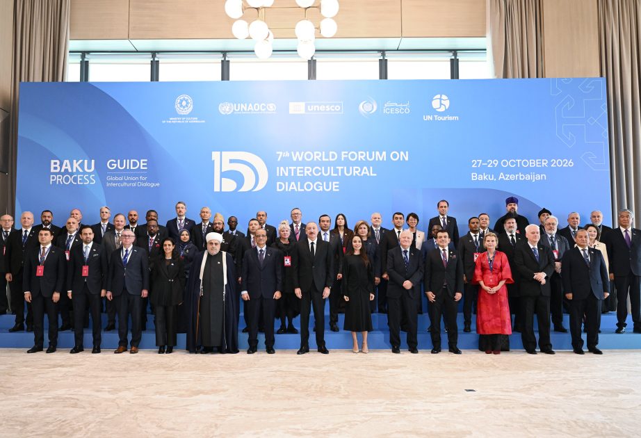 İlham Əliyev VII Ümumdünya Mədəniyyətlərarası Dialoq Forumunun açılışında çıxış edir 