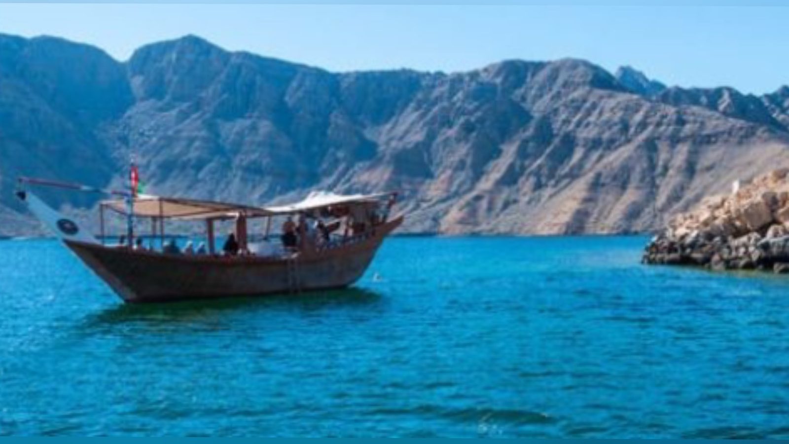 İran: Oman dənizində neft tankerində yanğın baş verib