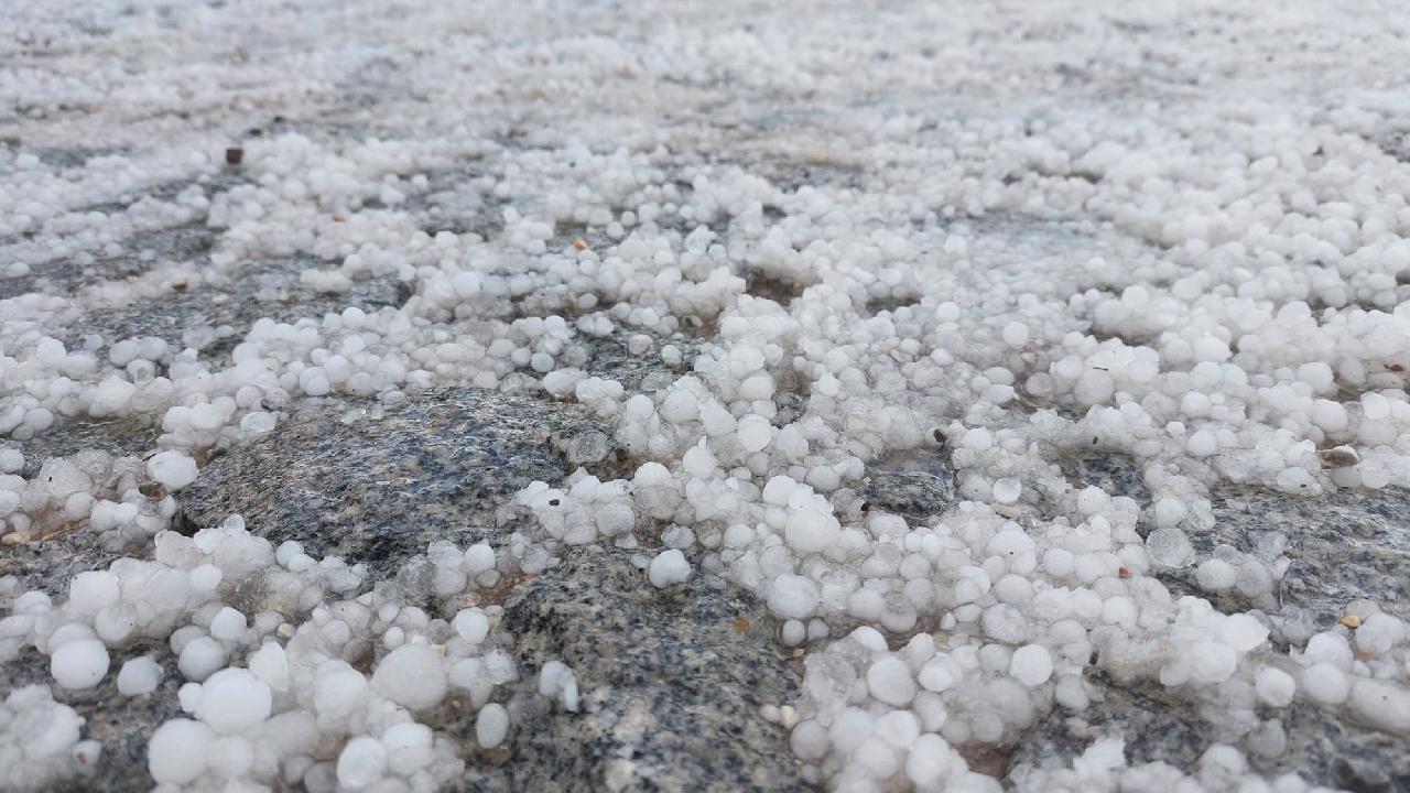 Kəlbəcərdə diametri 20 mm olan dolu yağıb - FAKTİKİ HAVA