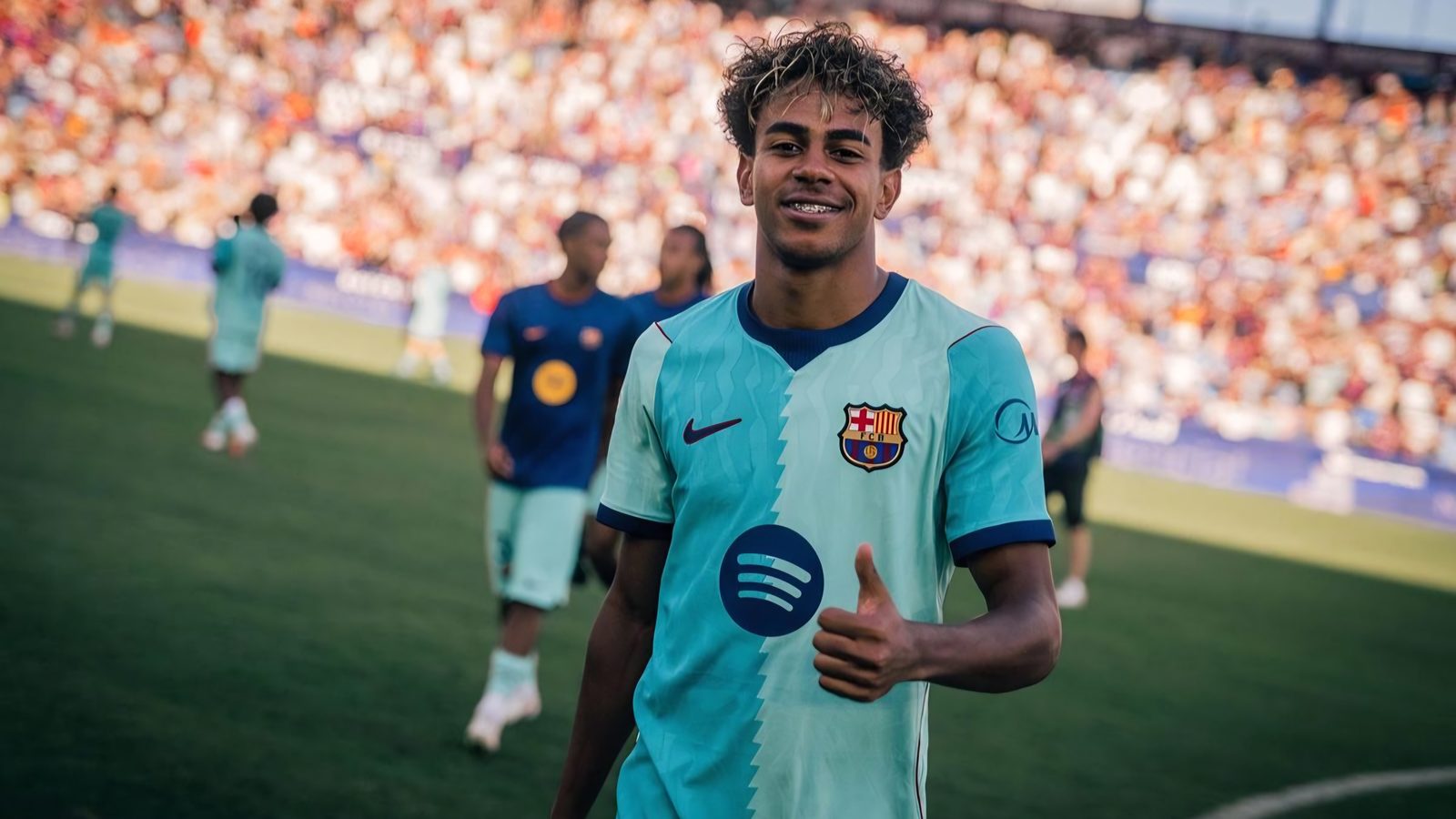 Lamine Yamal: "I have to do a lot of work to make history"