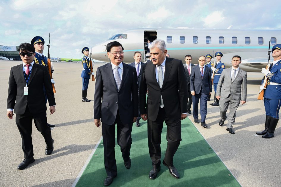Laos Prezidenti Azərbaycana rəsmi səfərə gəlib