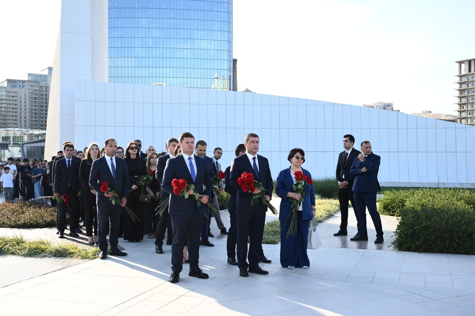 Media və Yayım Şurasının kollektivi Zəfər parkını ziyarət edib