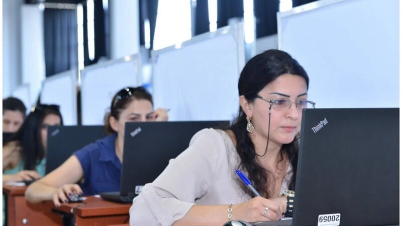 Məktəb direktoru müavinlərinin işə qəbulu üzrə elektron qeydiyyat başlayır