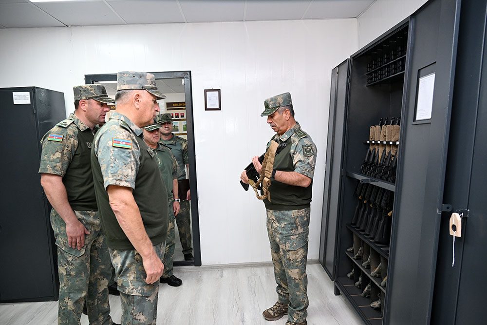 Müdafiə Nazirliyinin rəhbərliyi hərbi polis idarəsinin ƏİK bölüyünün ön əməliyyat bazasında olub 