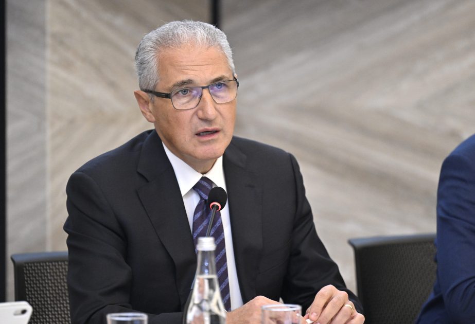 Muxtar Babayev: Kənd təsərrüfatında iqlim davamlılığı fermerə qədər çatmalıdır