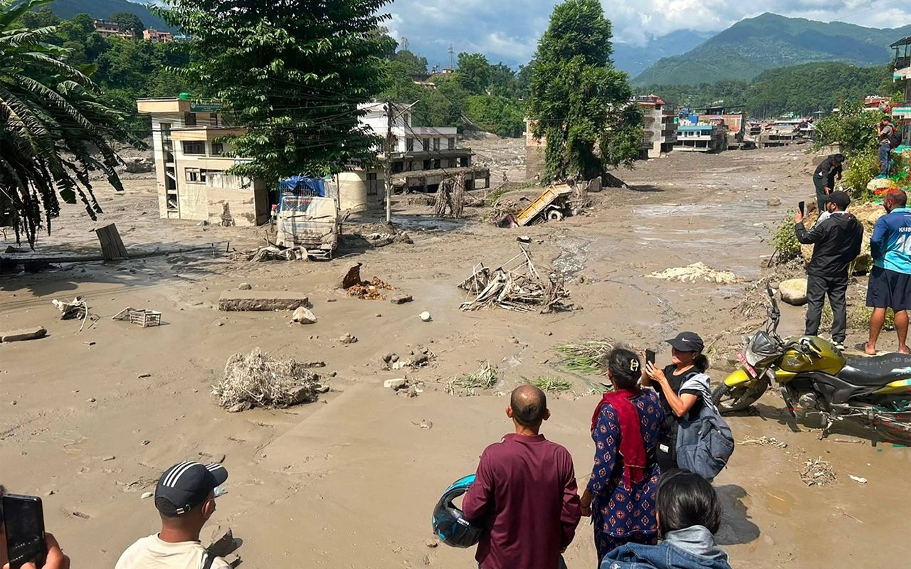 Nepalda daşqınlarda zərərçəkənlar arasında Azərbaycan vətəndaşları yoxdur - RƏSMİ