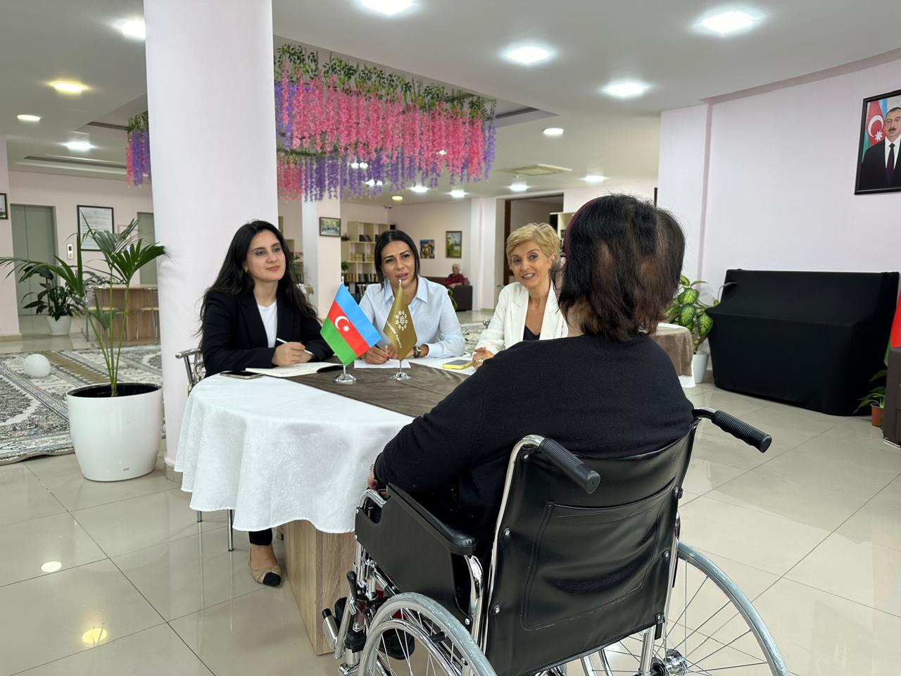 Ombudsman ahıl şəxslər üçün sosial xidmət müəssisəsində monitorinq aparıb
