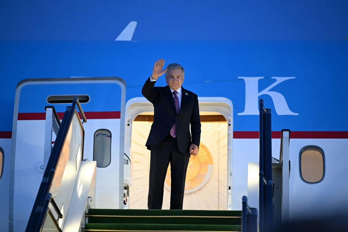 Özbəkistan Prezidentinin Azərbaycana işgüzar səfəri başa çatıb