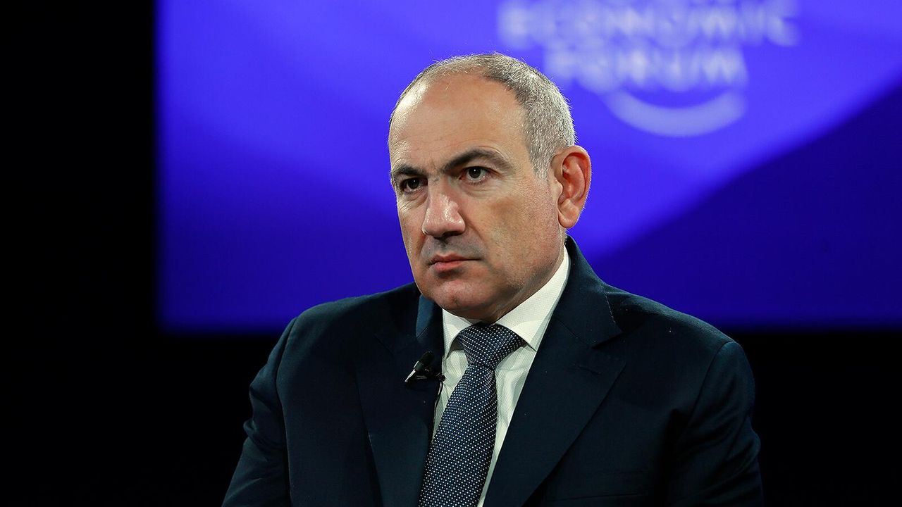 Paşinyan: Ermənistan Azərbaycandan elektrik enerjisi idxal edə bilər