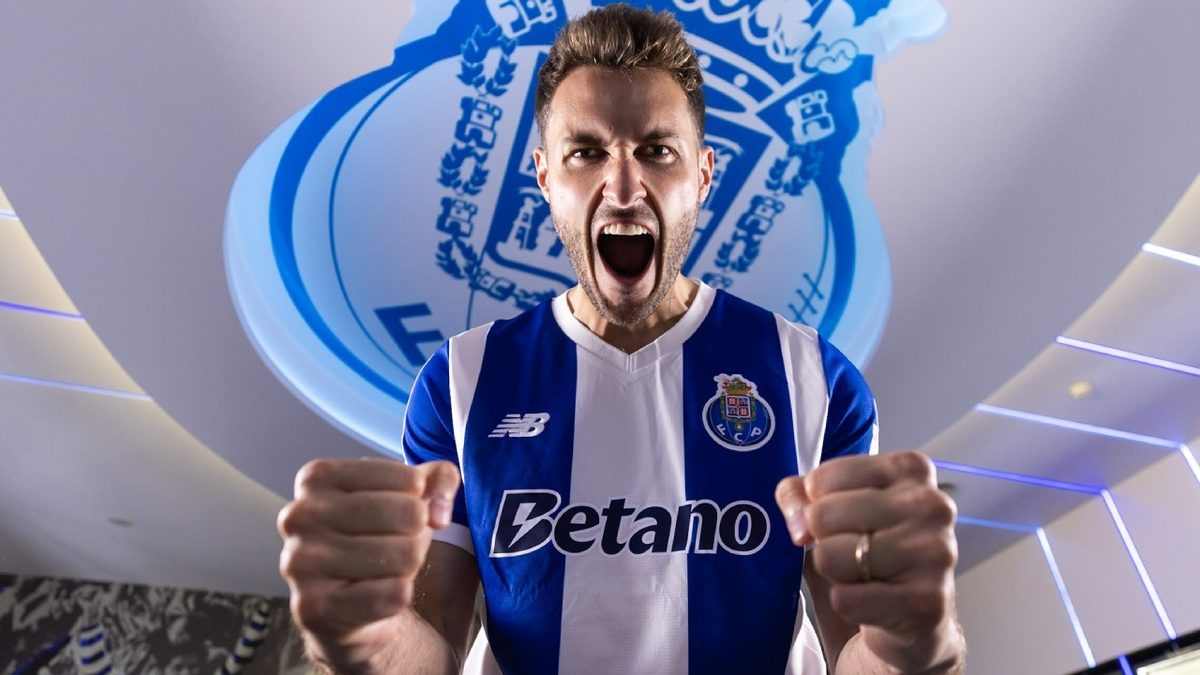 "Porto" "Milan"ın meksikalı hücumçusunu icarəyə götürür