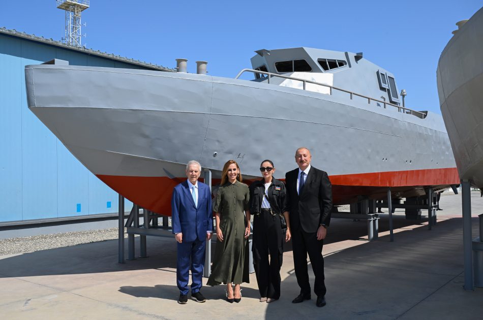 President Ilham Aliyev visits Naval Forces